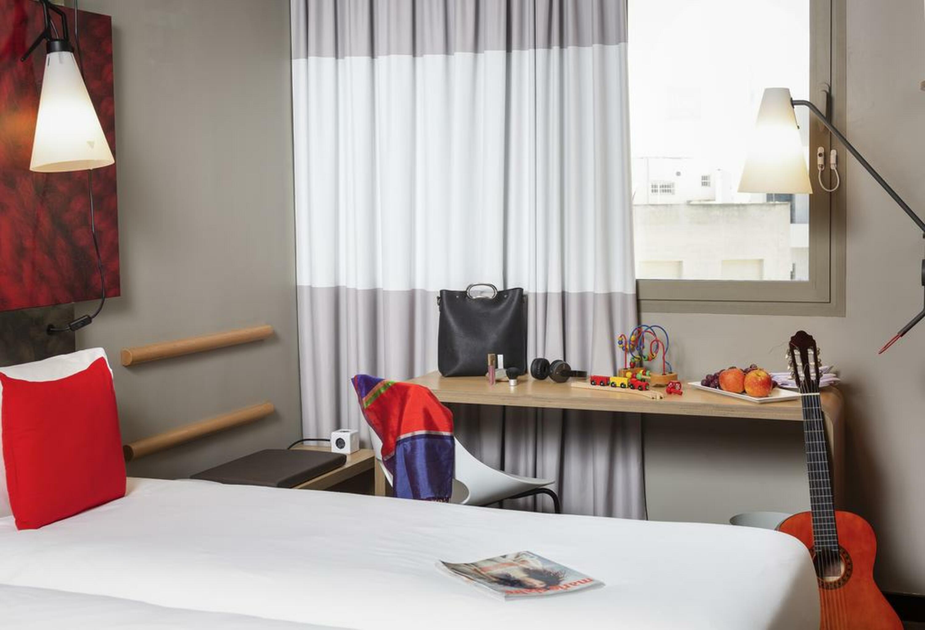 Ibis Dijon Gare Exterior foto